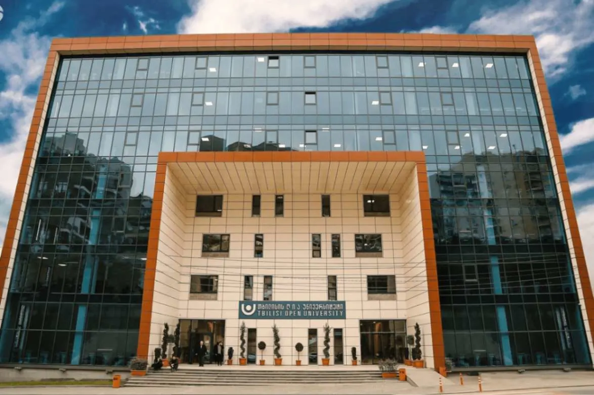 Alte University